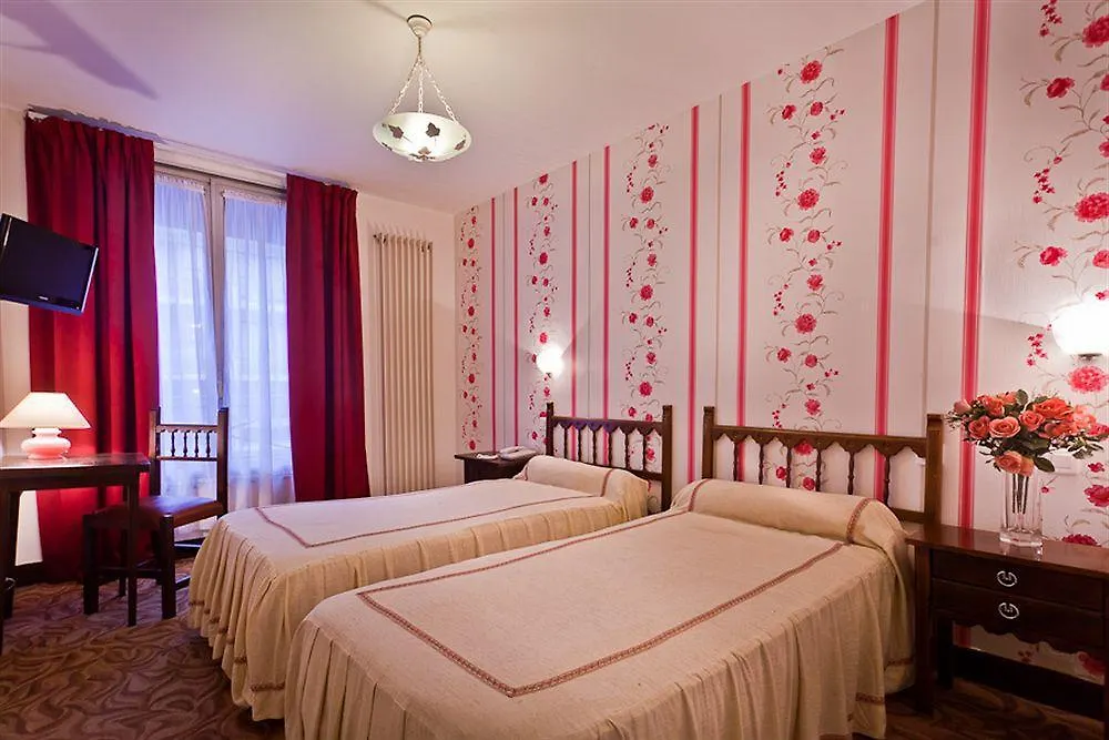 ***  Hotel Le Clos D'Alesia Paris France