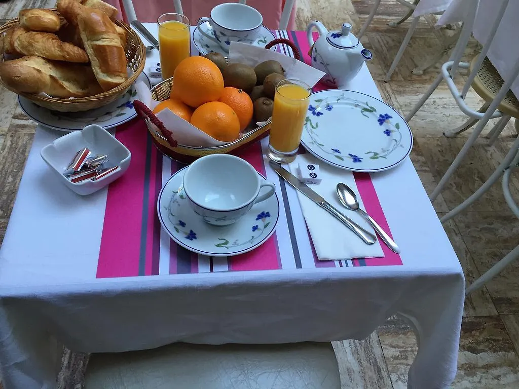 Hotel Le Clos D'Alesia Paris